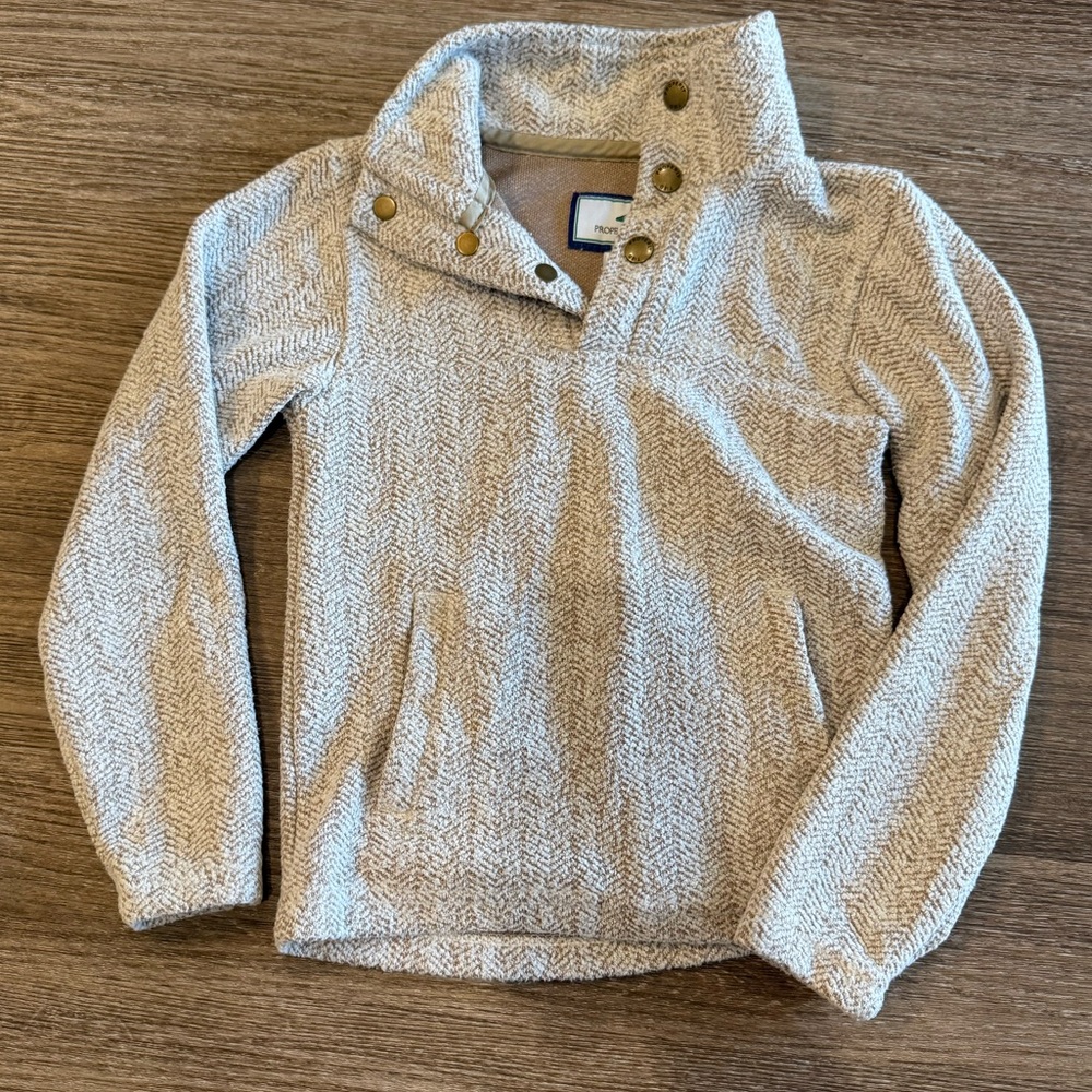 Properly Tied pullover